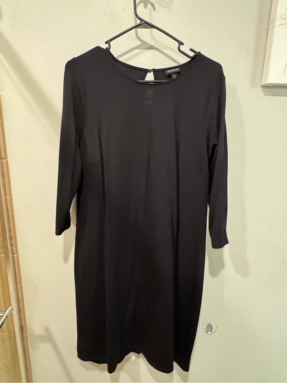 Black Shift Dress with 3/4 Sleeves - Torrid